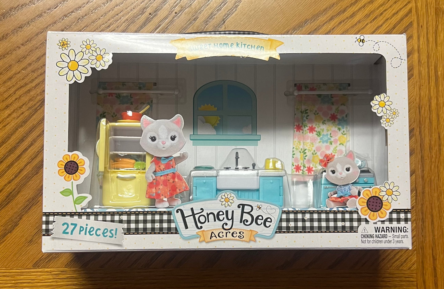 Honey Bee Acres-Sweet Home Kitchen-No Kittens included