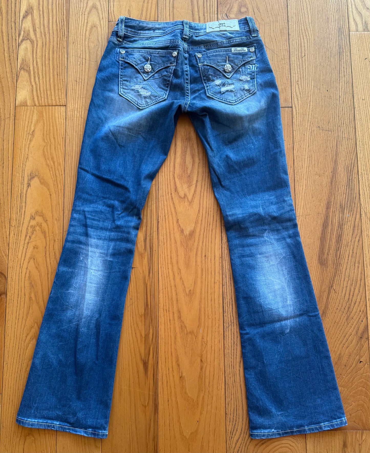 Miss Me Jeans - Woman Size 26 - Used -*3