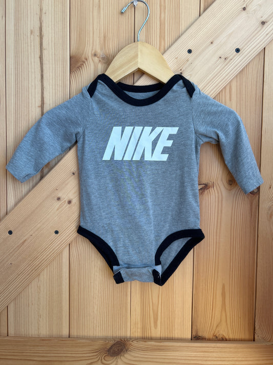Nike Onesie - 6 mths- Used