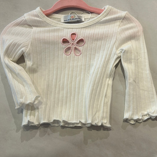 Suki Flower Cur Out Long Sleeve Top