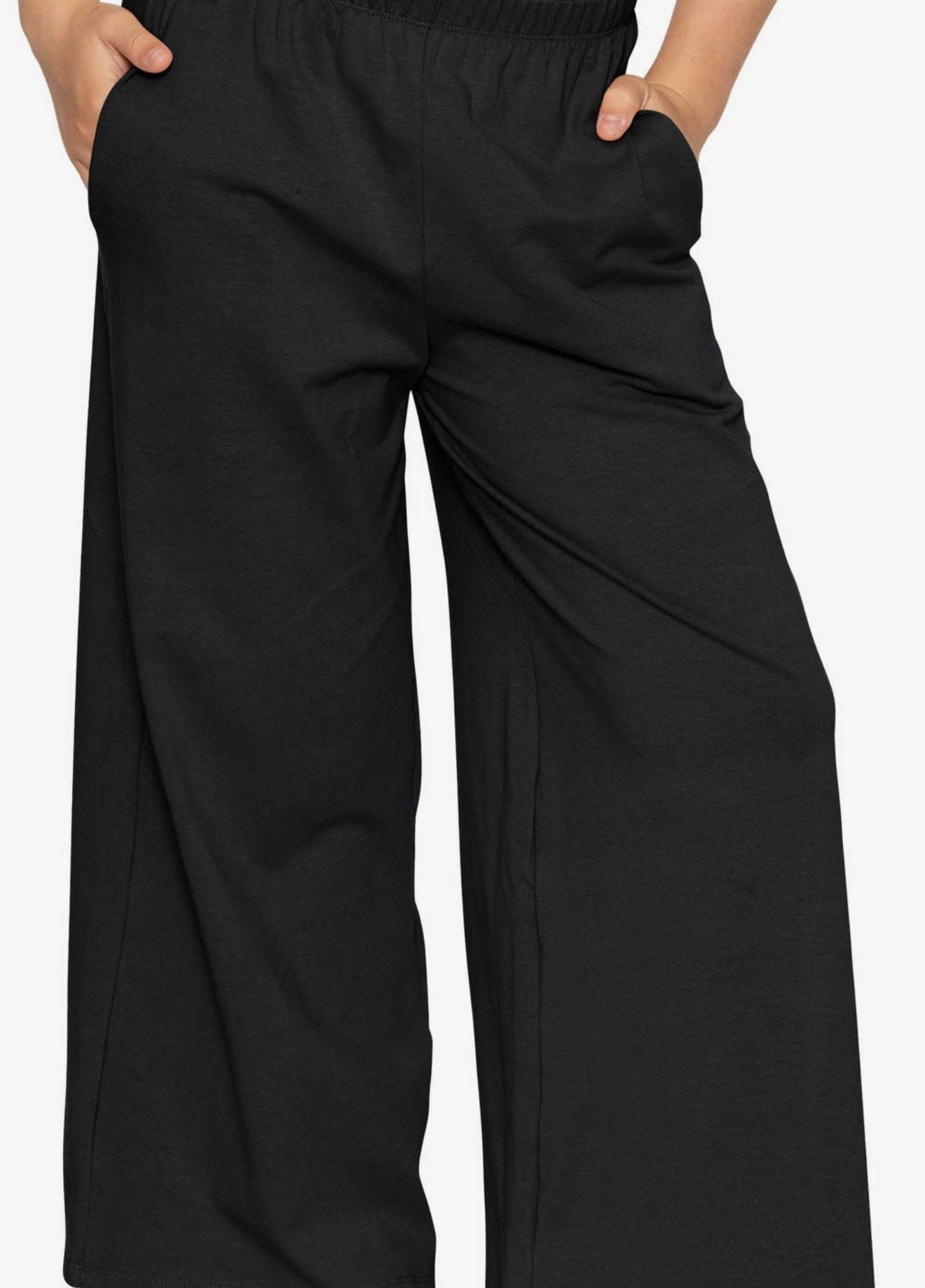 Black Wide Leg Pull On Pants