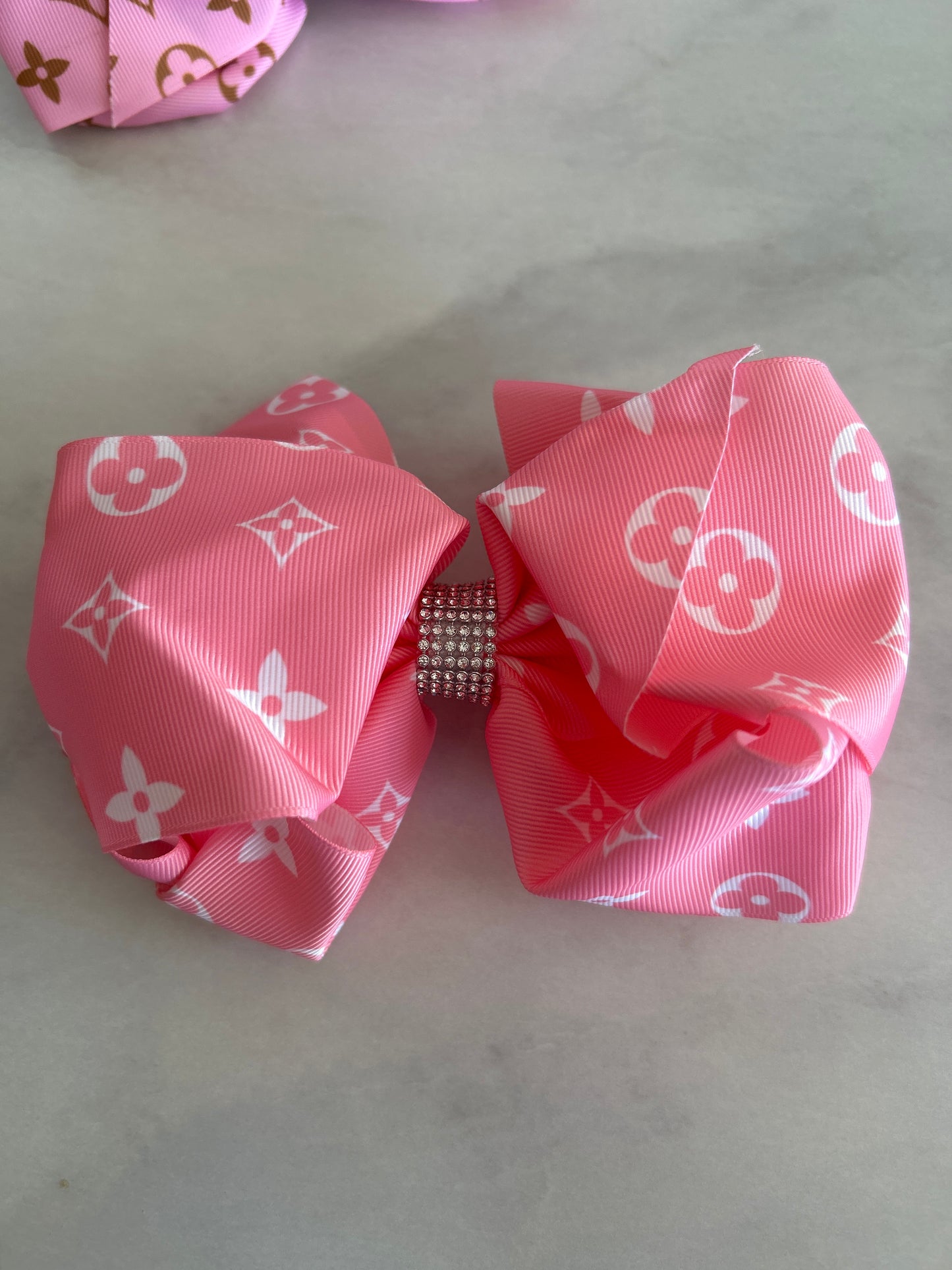 Large Alligator Clip Bows