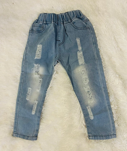 Distressed Pull on Jeans