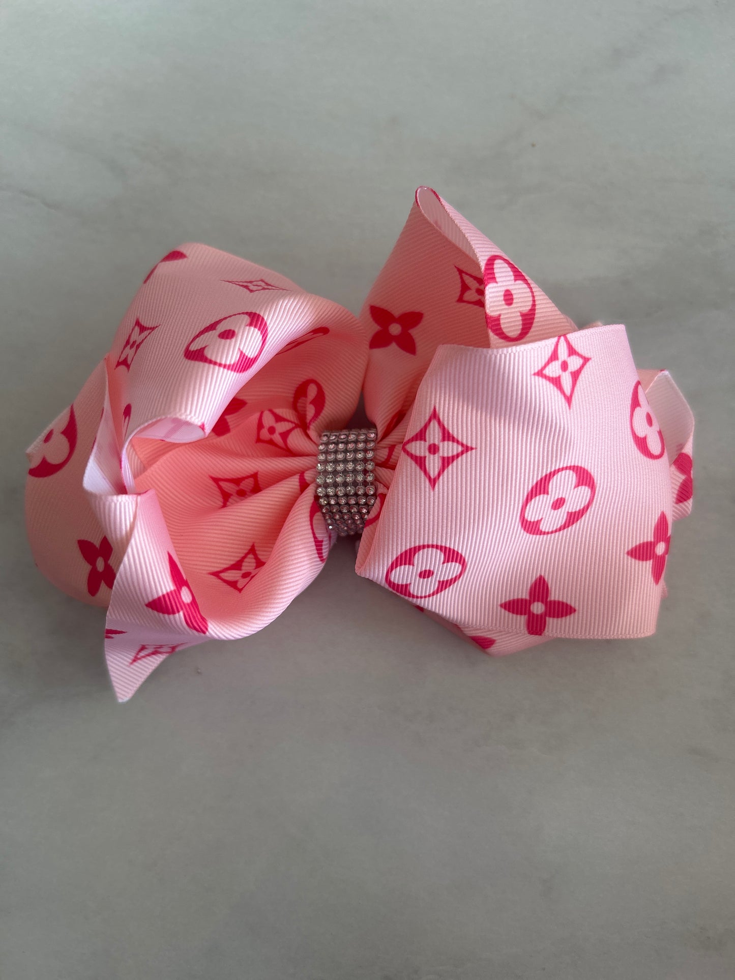 Large Alligator Clip Bows